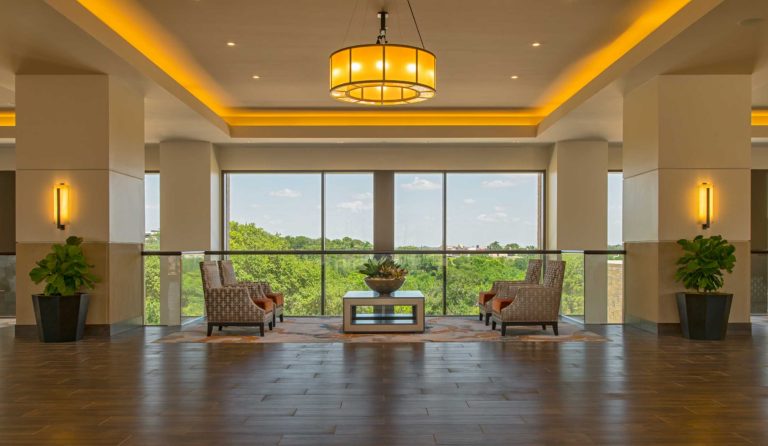 Sheraton Austin Georgetown Hotel & Conference Center - Lobby View